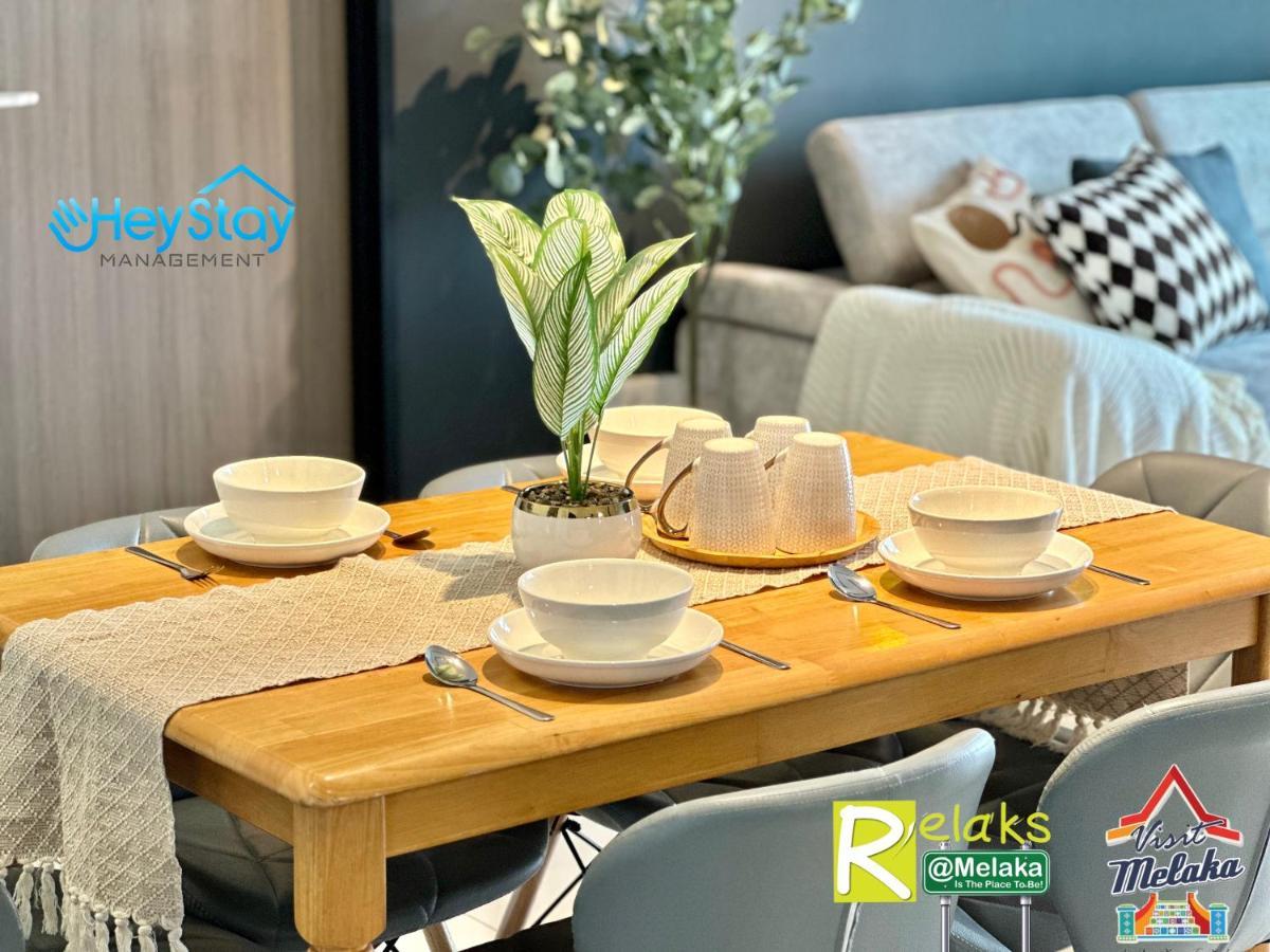 Novo 8 Residence Bachang By Heystay Management Kampong Tambak Buitenkant foto
