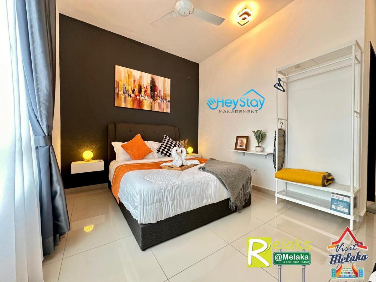 Novo 8 Residence Bachang By Heystay Management Kampong Tambak Buitenkant foto