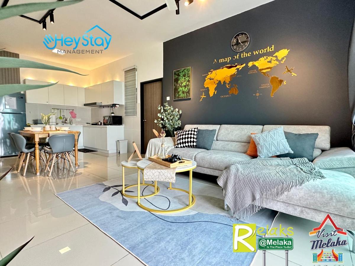Novo 8 Residence Bachang By Heystay Management Kampong Tambak Buitenkant foto