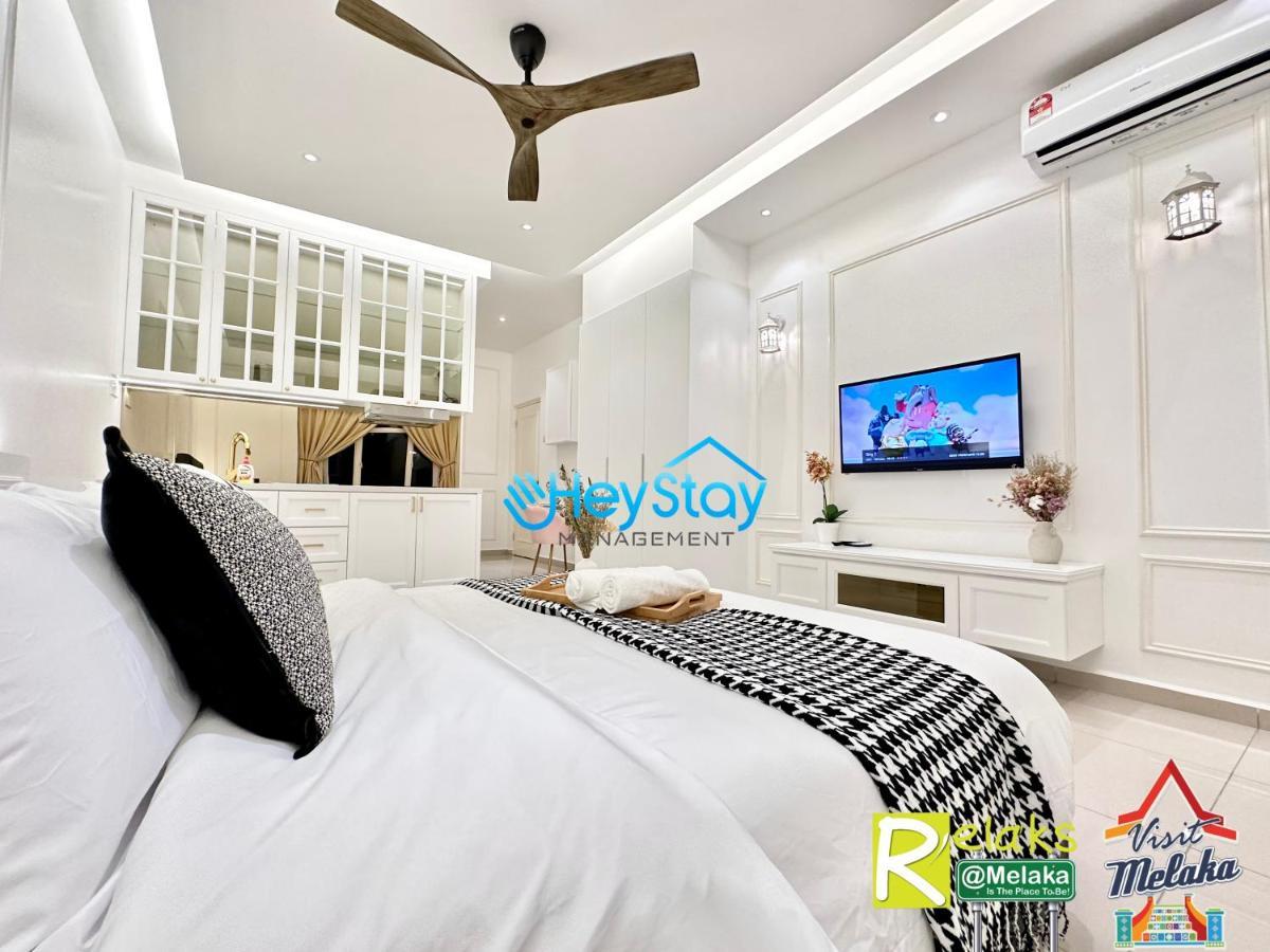 Novo 8 Residence Bachang By Heystay Management Kampong Tambak Buitenkant foto