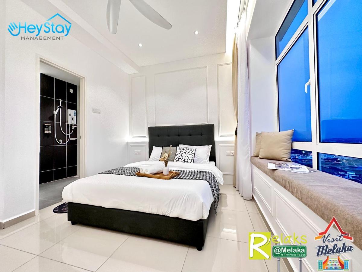 Novo 8 Residence Bachang By Heystay Management Kampong Tambak Buitenkant foto