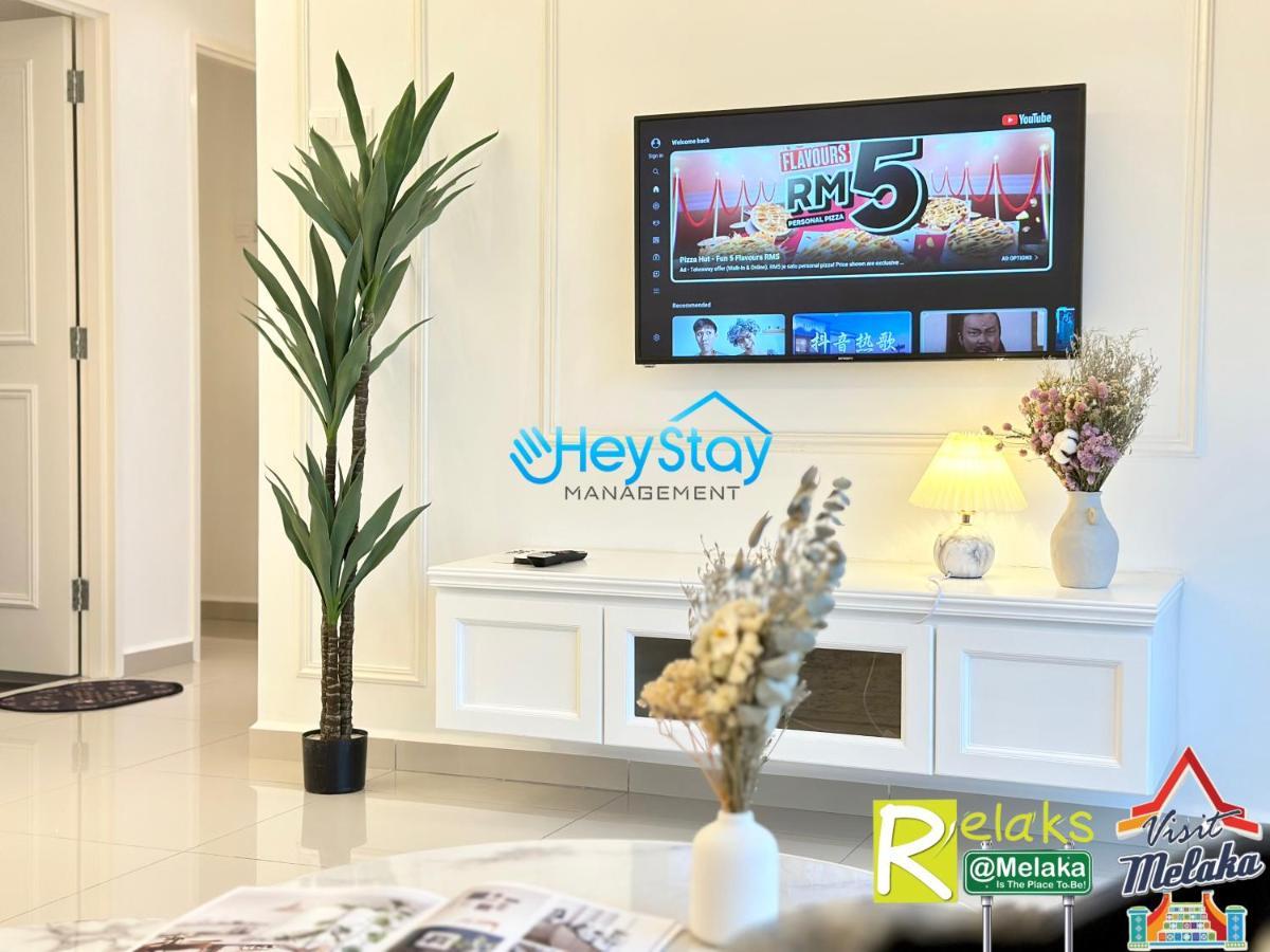 Novo 8 Residence Bachang By Heystay Management Kampong Tambak Buitenkant foto